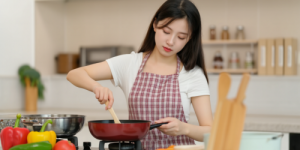 从外卖肉搏，看95后年轻人如何用“一酱成菜”解锁粤味乡愁
